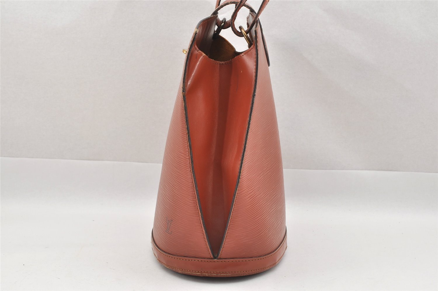 Authentic Louis Vuitton Epi Cluny Shoulder Bag Purse Brown M52253 LV 7726I