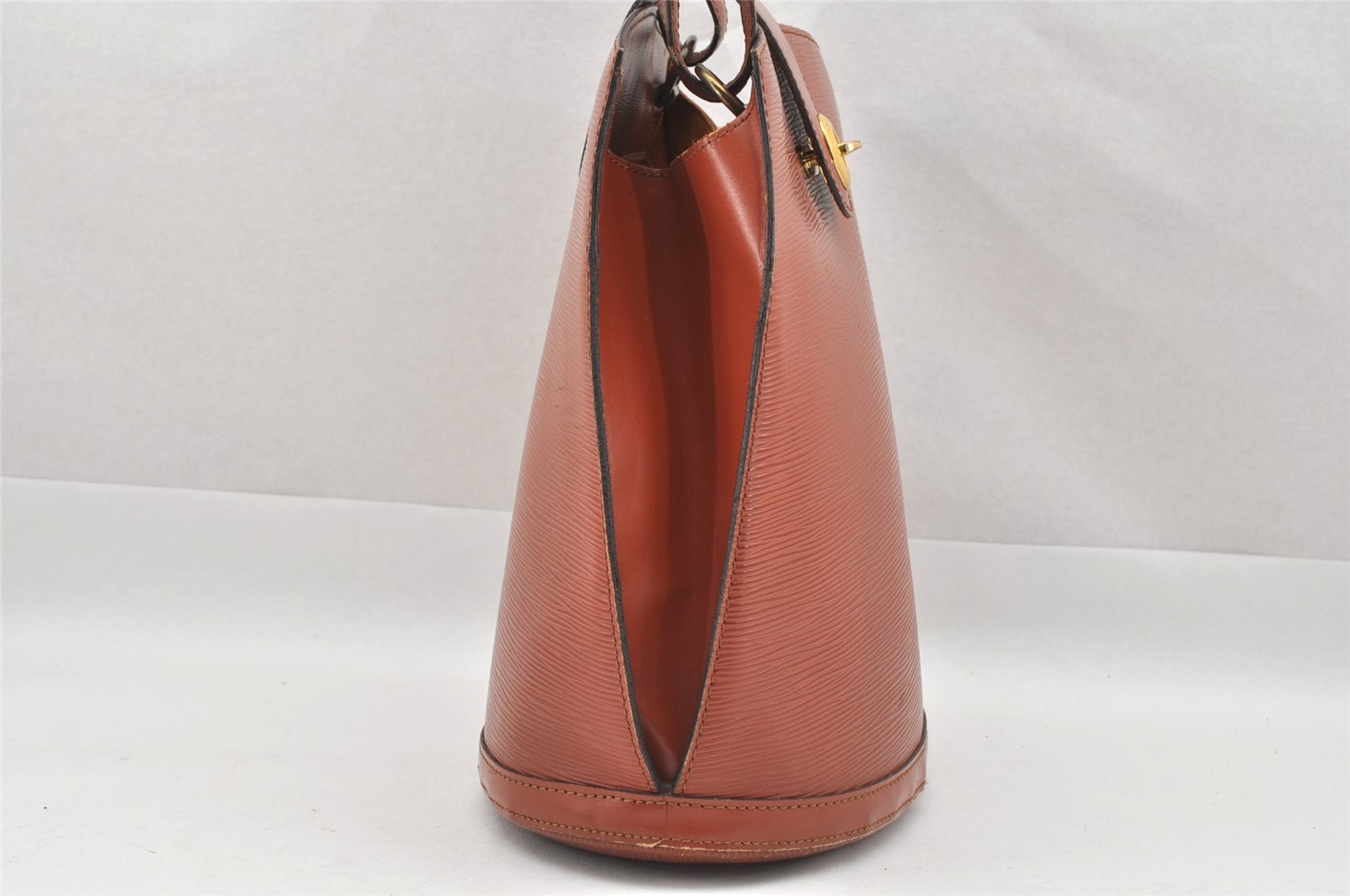 Authentic Louis Vuitton Epi Cluny Shoulder Bag Purse Brown M52253 LV 7726I