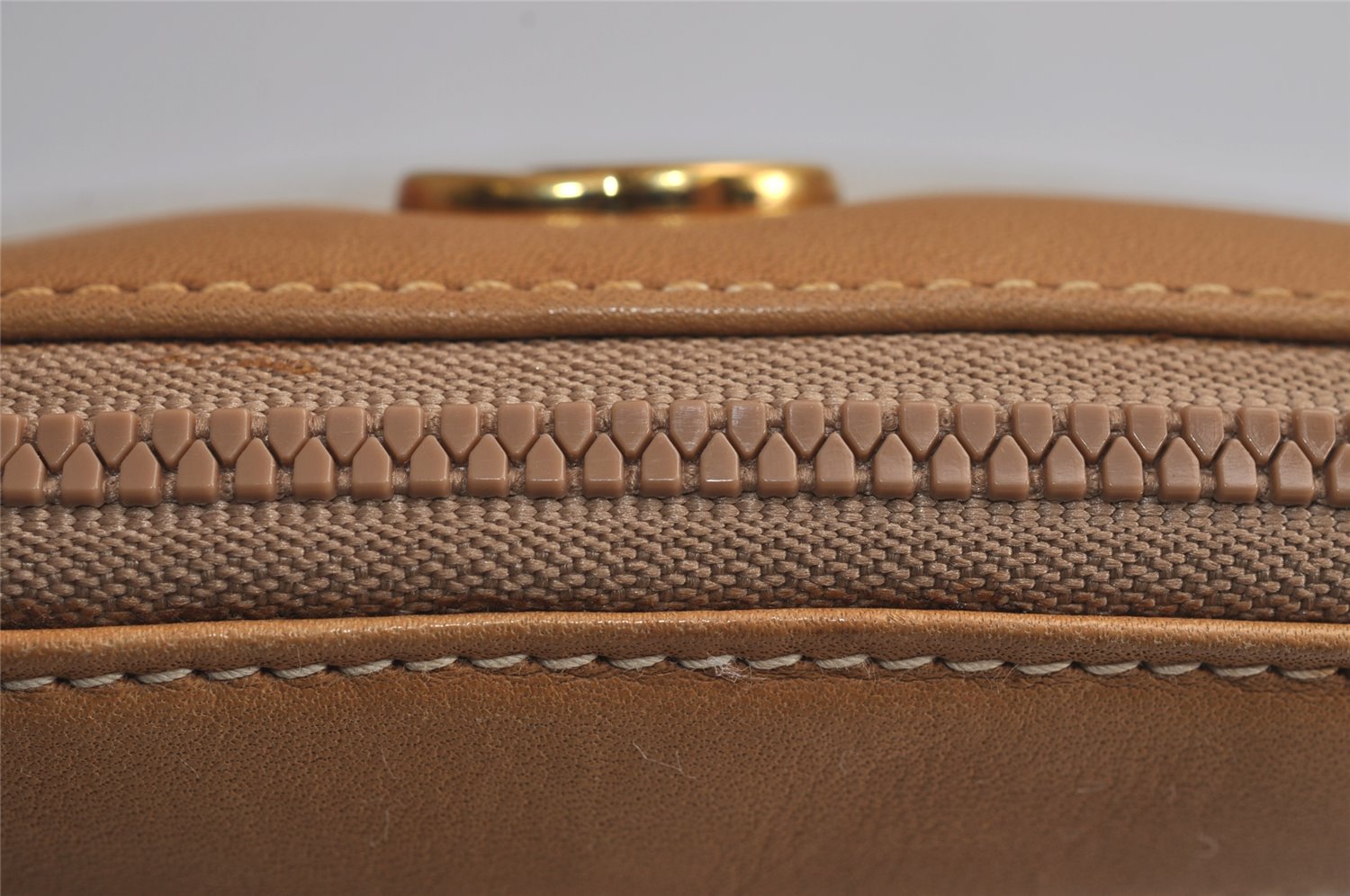 Authentic GUCCI Vintage Micro GG PVC Leather Clutch Hand Bag Purse White 7726J