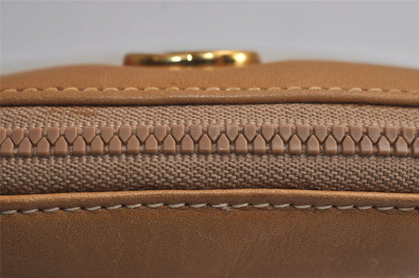 Authentic GUCCI Vintage Micro GG PVC Leather Clutch Hand Bag Purse White 7726J