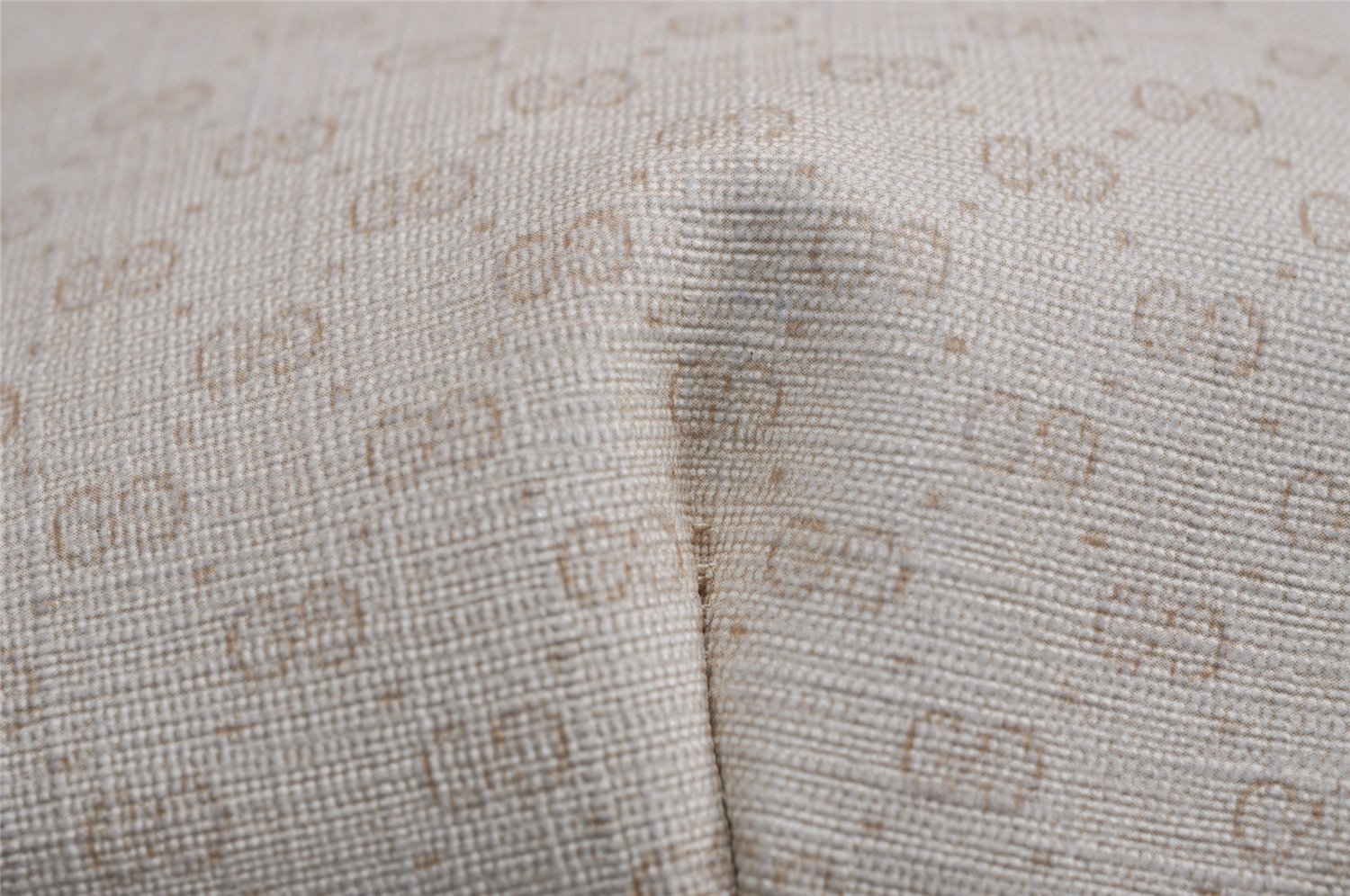 Authentic GUCCI Vintage Micro GG PVC Leather Clutch Hand Bag Purse White 7726J