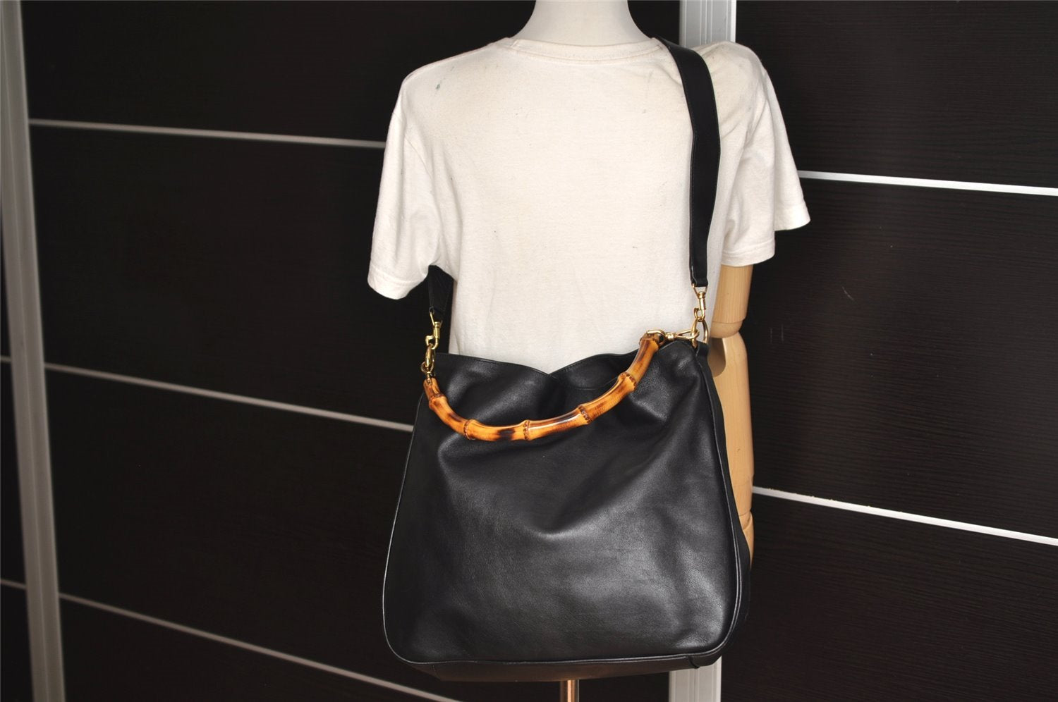 Authentic GUCCI Vintage Bamboo 2Way Shoulder Hand Bag Leather Black Junk 7731J