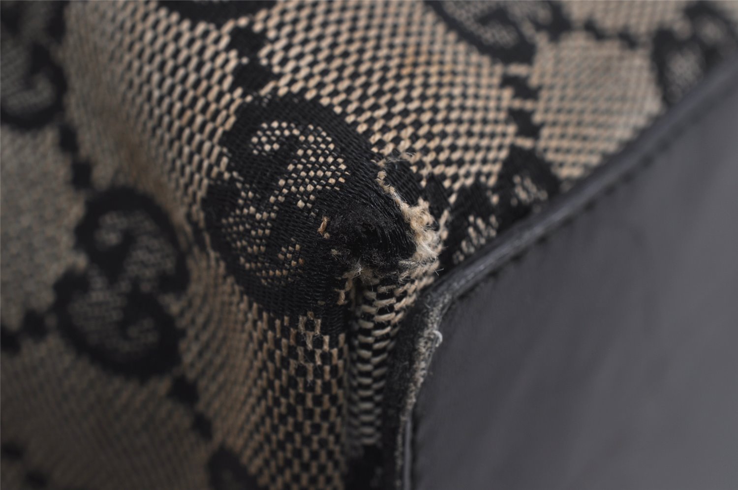 Authentic GUCCI Shoulder Tote Bag GG Canvas Leather 0021098 Black Gray 7737J