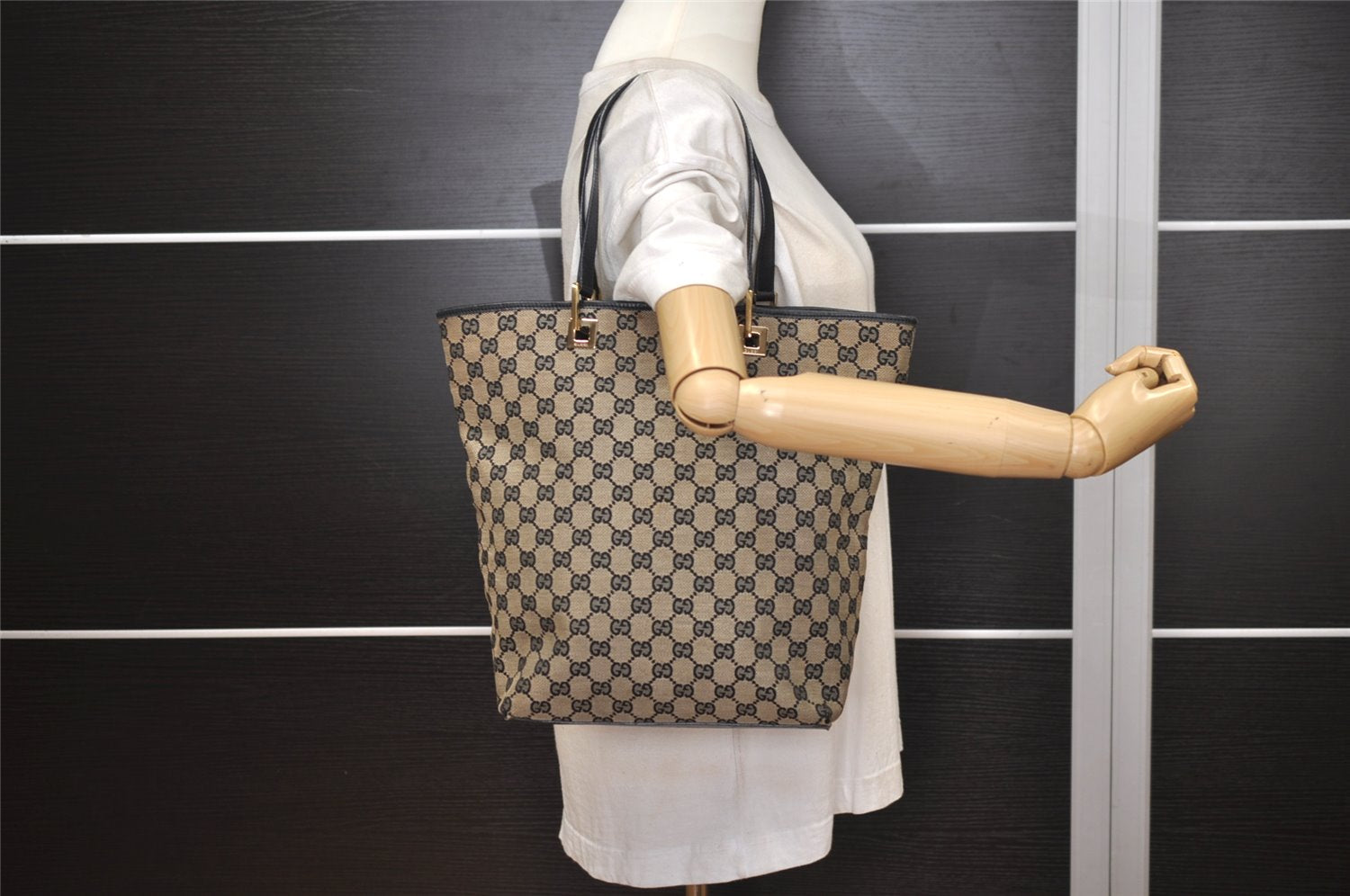 Authentic GUCCI Shoulder Tote Bag GG Canvas Leather 0021098 Black Gray 7737J