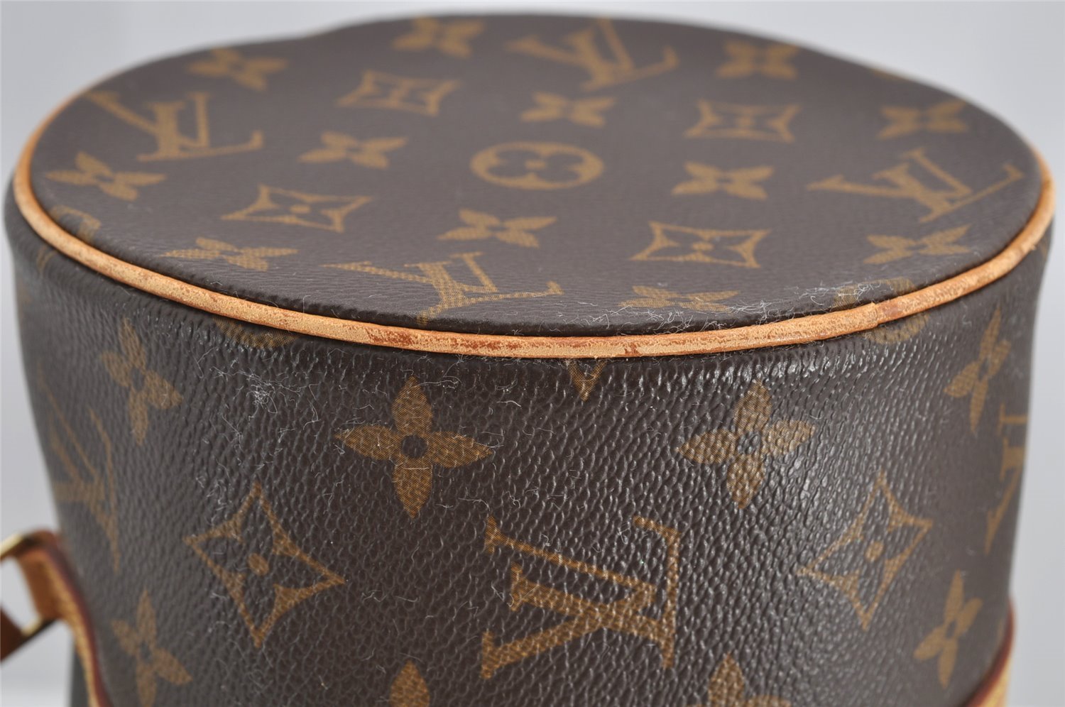 Authentic Louis Vuitton Monogram Papillon 30 Hand Bag M51385 LV 7739I