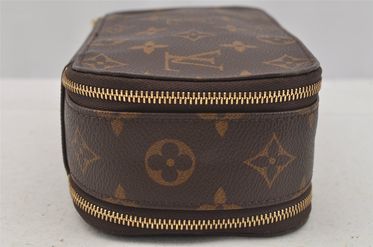 Authentic Louis Vuitton Monogram Trousse Blush GM Cosmetic Pouch M47505 LV 7741I