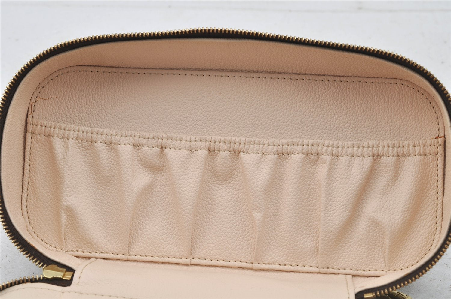 Authentic Louis Vuitton Monogram Trousse Blush GM Cosmetic Pouch M47505 LV 7741I