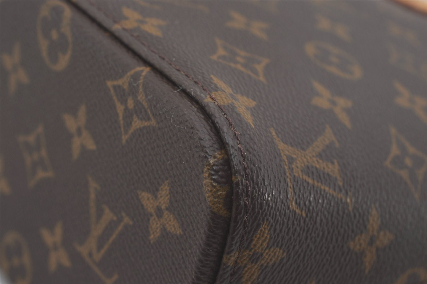 Authentic Louis Vuitton Monogram Luco Shoulder Tote Bag M51155 LV 7743I