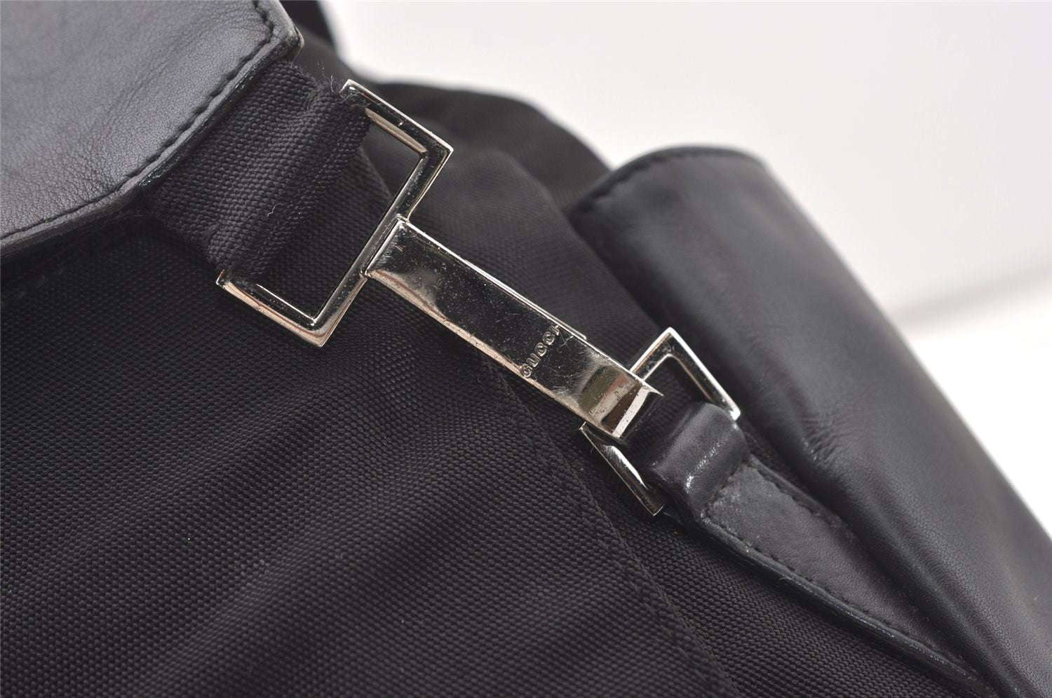 Authentic GUCCI Vintage Drawstring Backpack Nylon Leather 0030233 Black 7747J