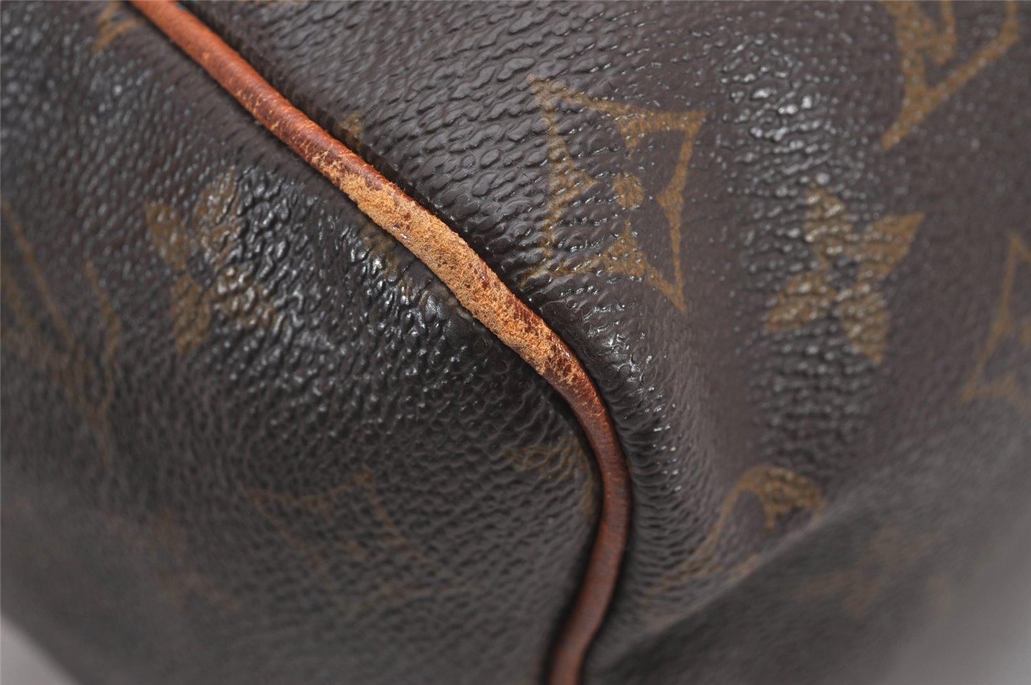 Authentic Louis Vuitton Monogram Speedy 25 Boston Hand Bag M41528 LV 7749I