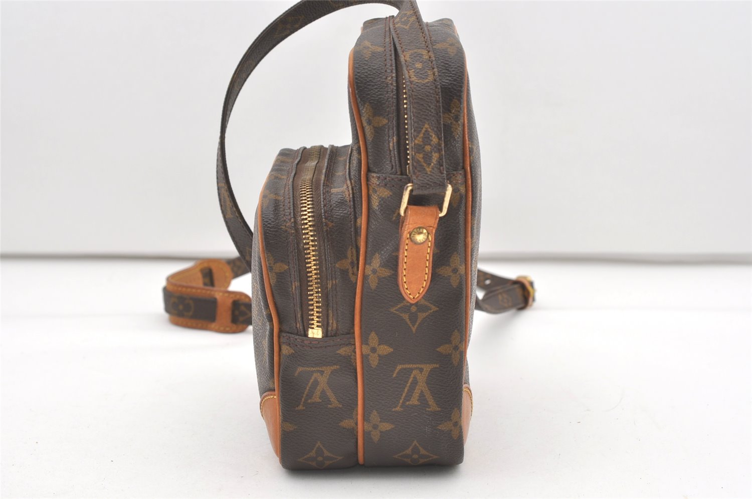 Authentic Louis Vuitton Monogram Amazone Shoulder Cross Body Bag M45236 LV 7750J