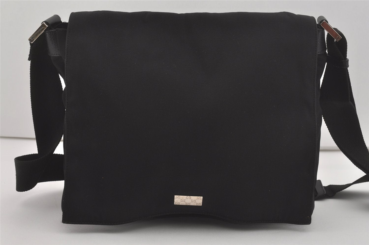 Authentic GUCCI Shoulder Cross Body Bag Nylon Leather 146236 Black  7753I