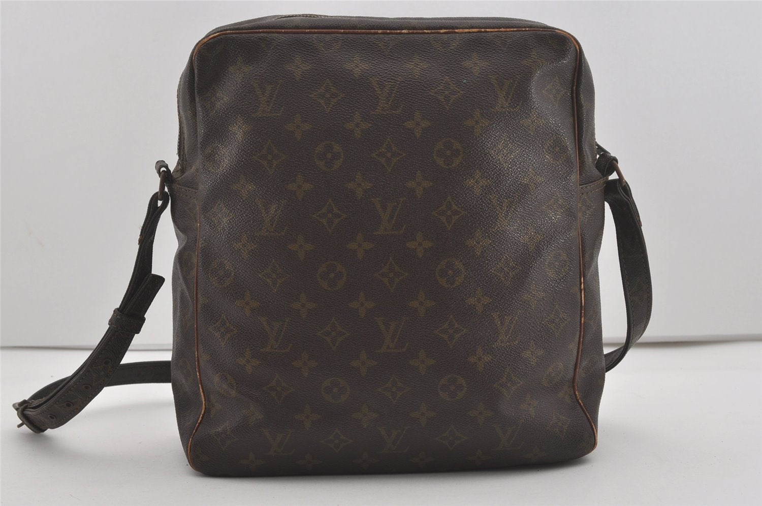 Authentic Louis Vuitton Monogram Marceau Shoulder Cross Body Bag Old Model 7756I