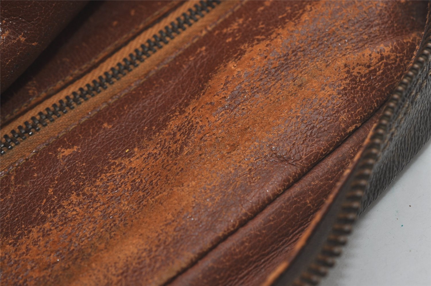 Authentic Louis Vuitton Monogram Marceau Shoulder Cross Body Bag Old Model 7756I