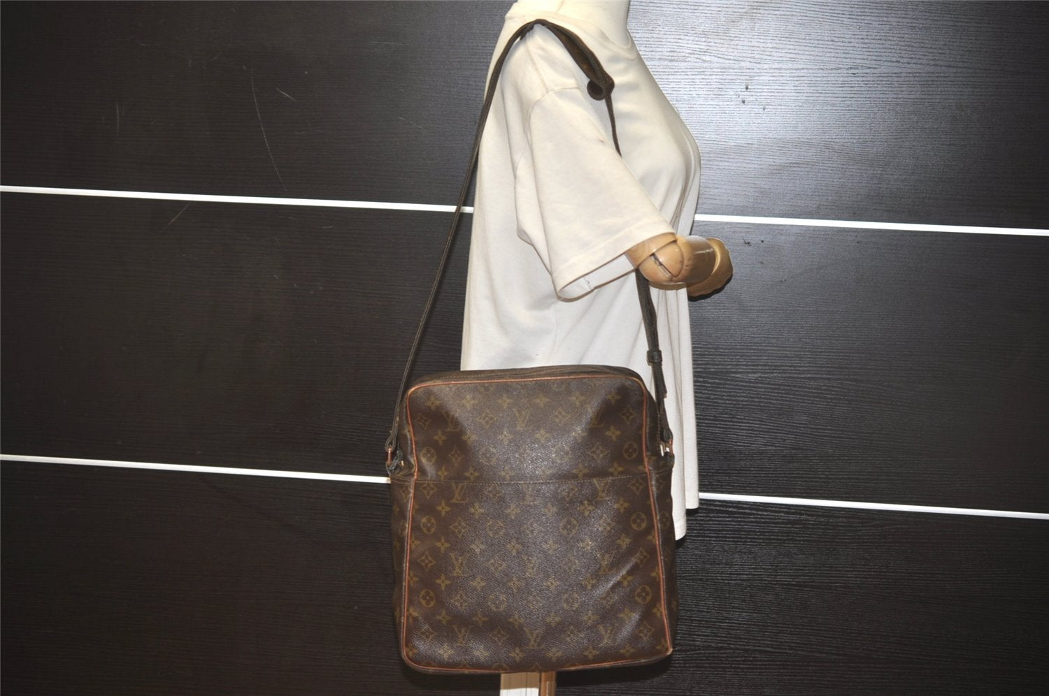 Authentic Louis Vuitton Monogram Marceau Shoulder Cross Body Bag Old Model 7756I