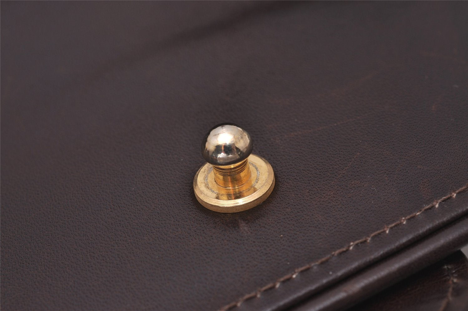 Authentic GUCCI Vintage Square GG Shoulder Bag Purse Suede Leather Brown 7757I