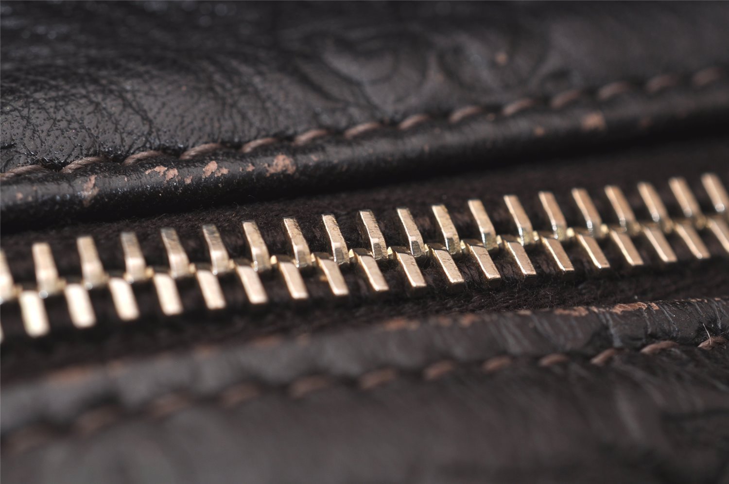 Authentic GUCCI Guccissima GG Leather Shoulder Cross Bag 201446 Brown 7765J