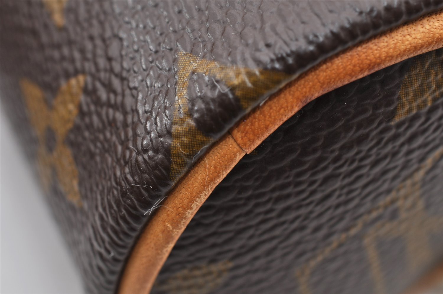 Authentic Louis Vuitton Monogram Papillon Pouch LV  7772I