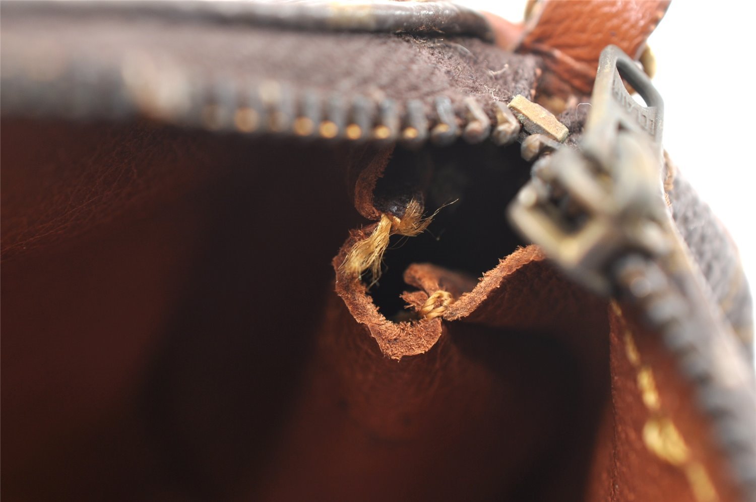 Authentic Louis Vuitton Monogram Papillon Pouch Old Model LV Junk 7774I