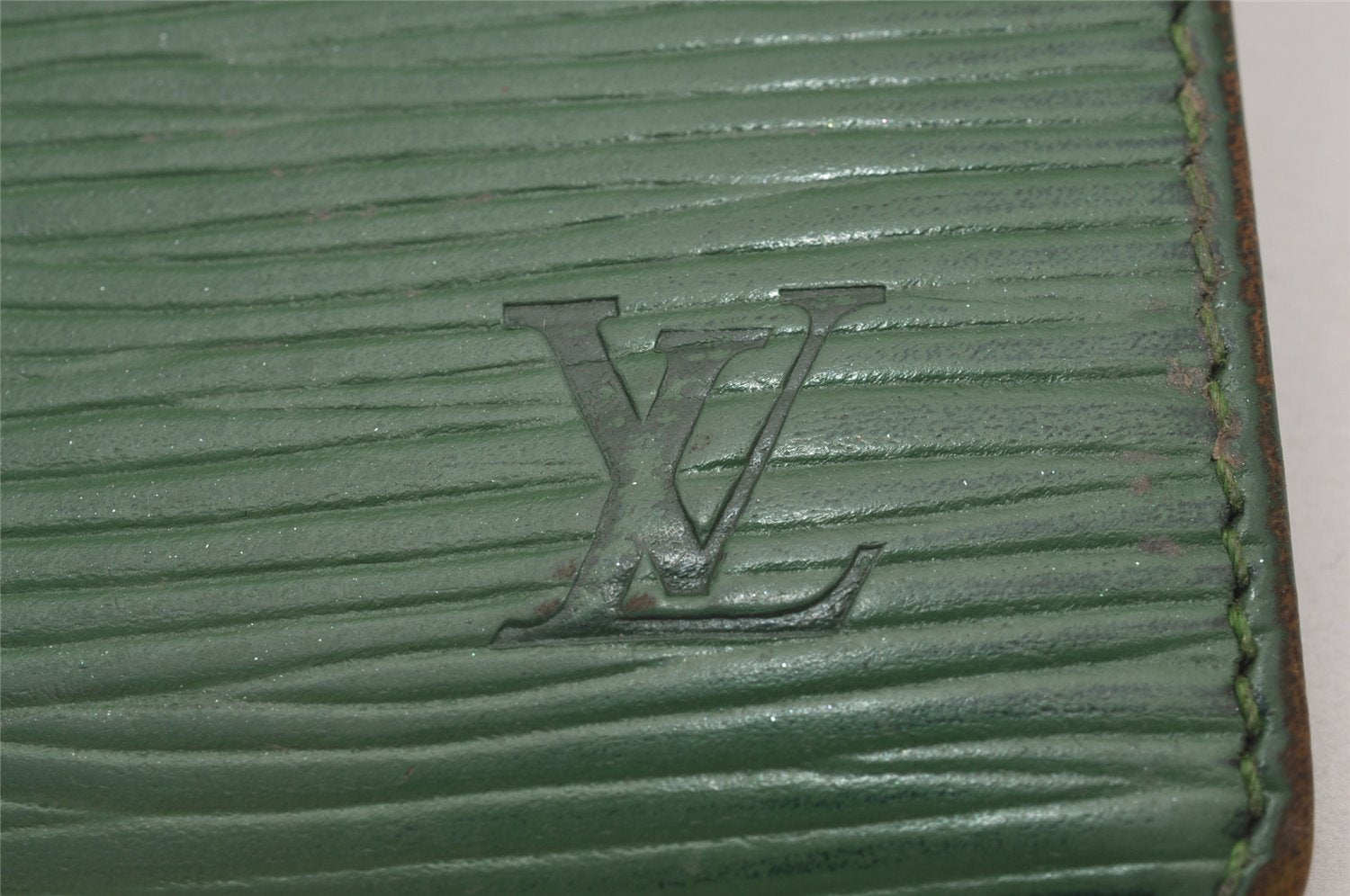 Authentic Louis Vuitton Epi Porte 2 Cartes Vertical Card Case M63204 Green 7782I