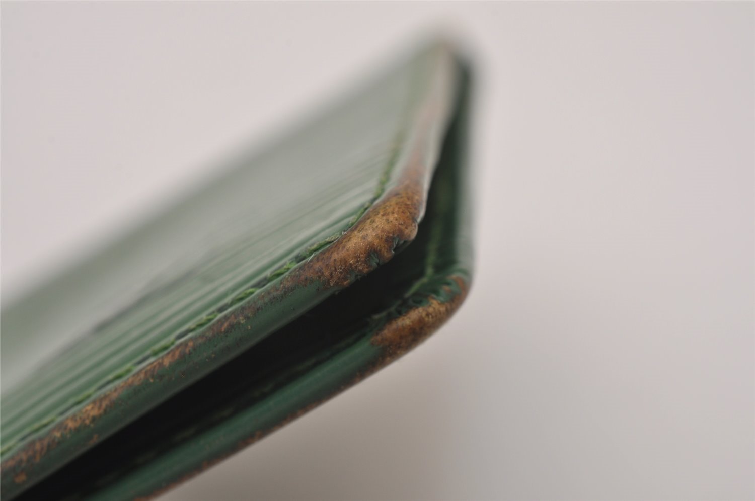 Authentic Louis Vuitton Epi Porte 2 Cartes Vertical Card Case M63204 Green 7782I