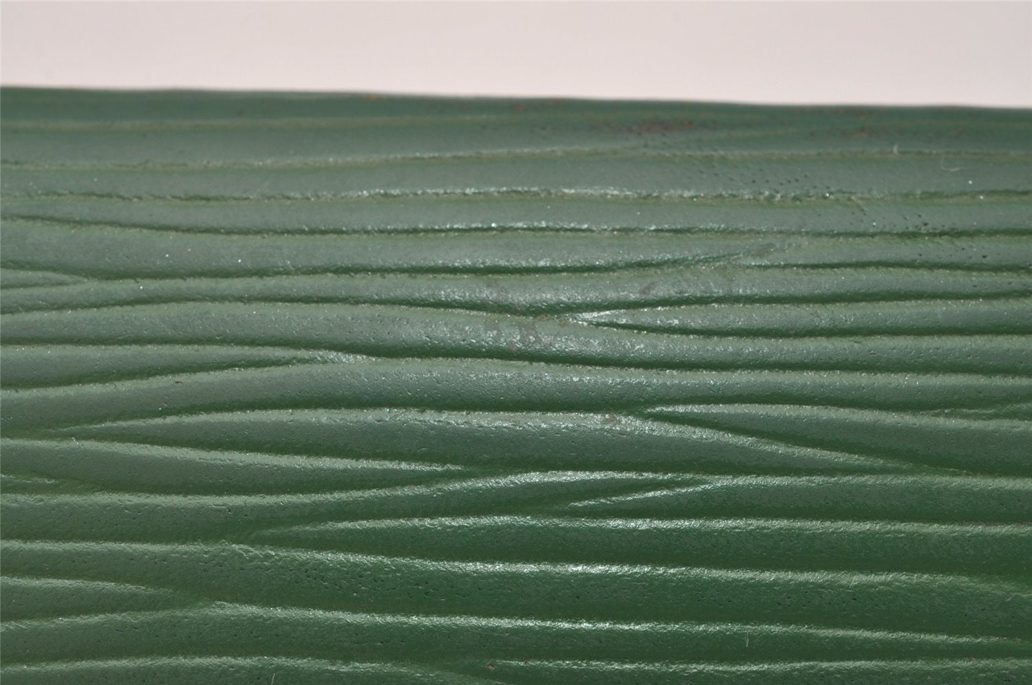 Authentic Louis Vuitton Epi Porte 2 Cartes Vertical Card Case M63204 Green 7782I