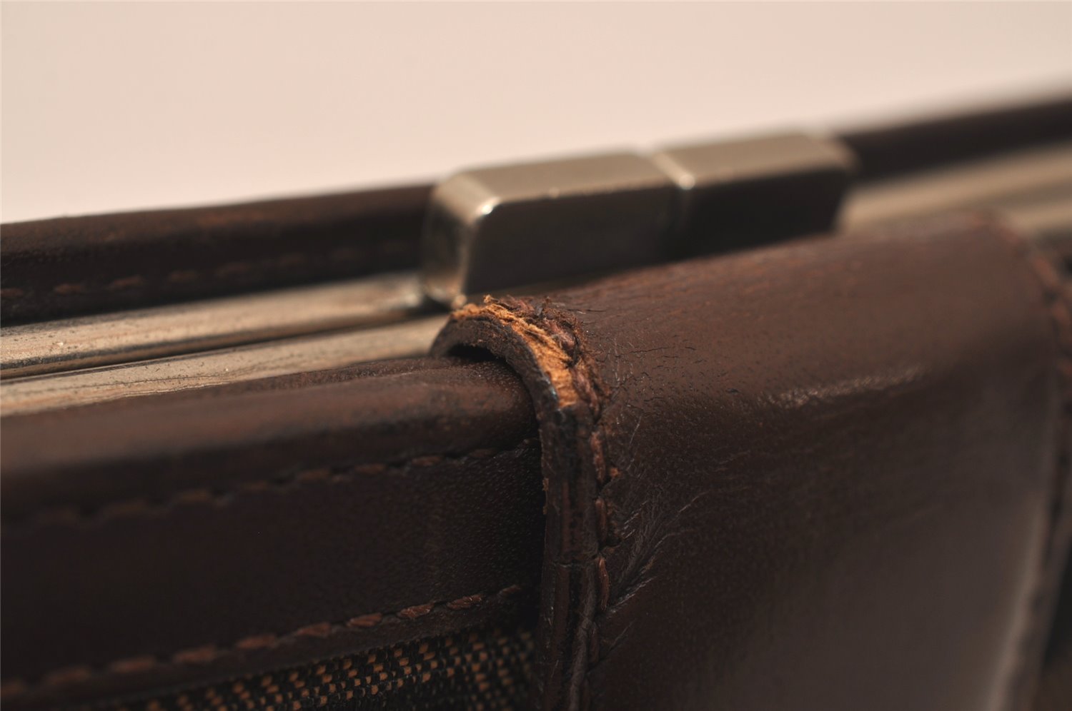 Authentic FENDI Vintage Zucca Bifold Wallet Purse Canvas Leather Brown 7785J