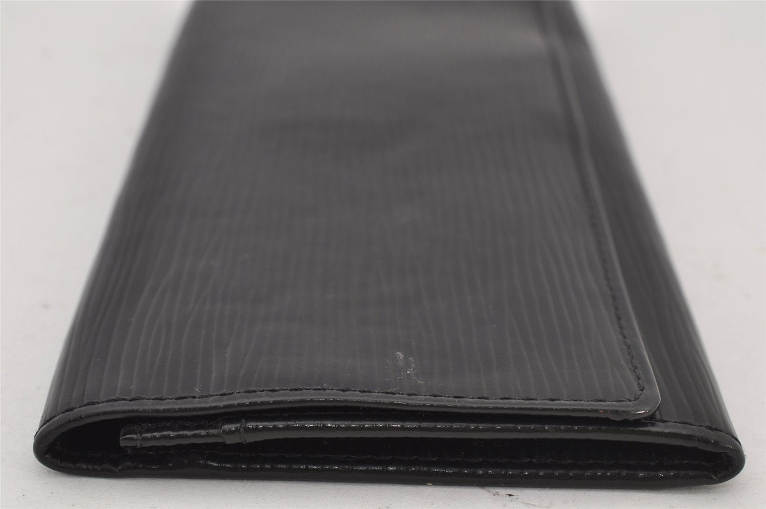 Authentic Louis Vuitton Epi Porte Yen 3 Cartes Credit Wallet M63532 Black 7788J