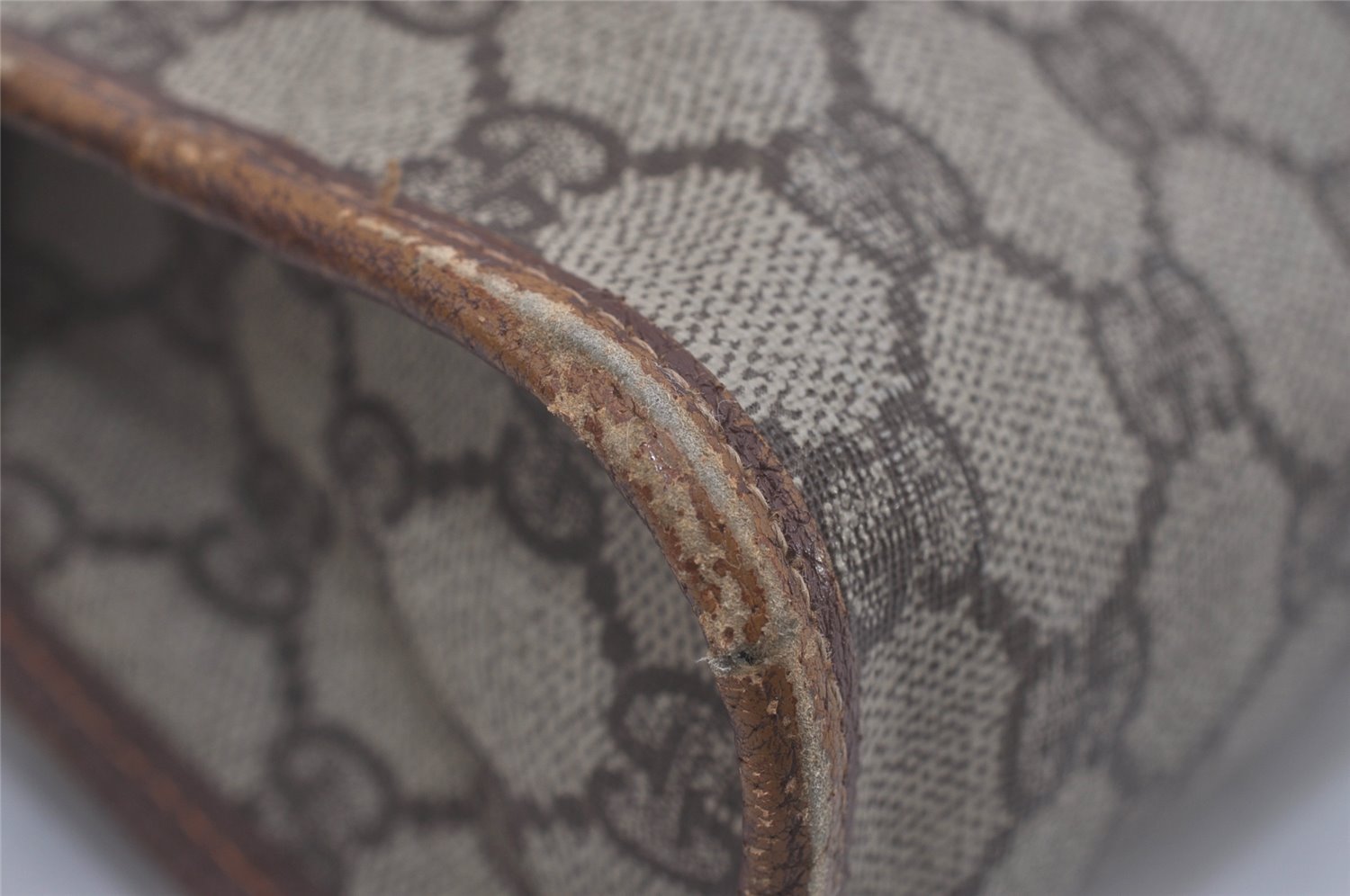 Authentic GUCCI Vintage Clutch Hand Bag Purse GG PVC Leather Brown 7792I