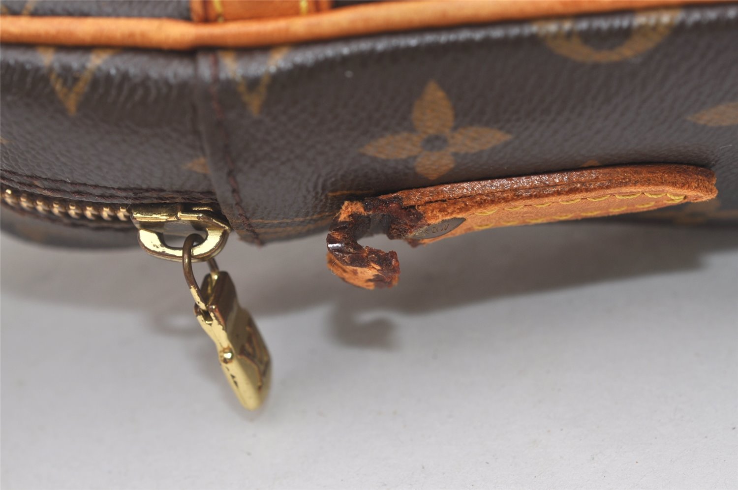 Auth Louis Vuitton Monogram Trocadero 27 Shoulder Cross Bag M51274 LV Junk 7801J