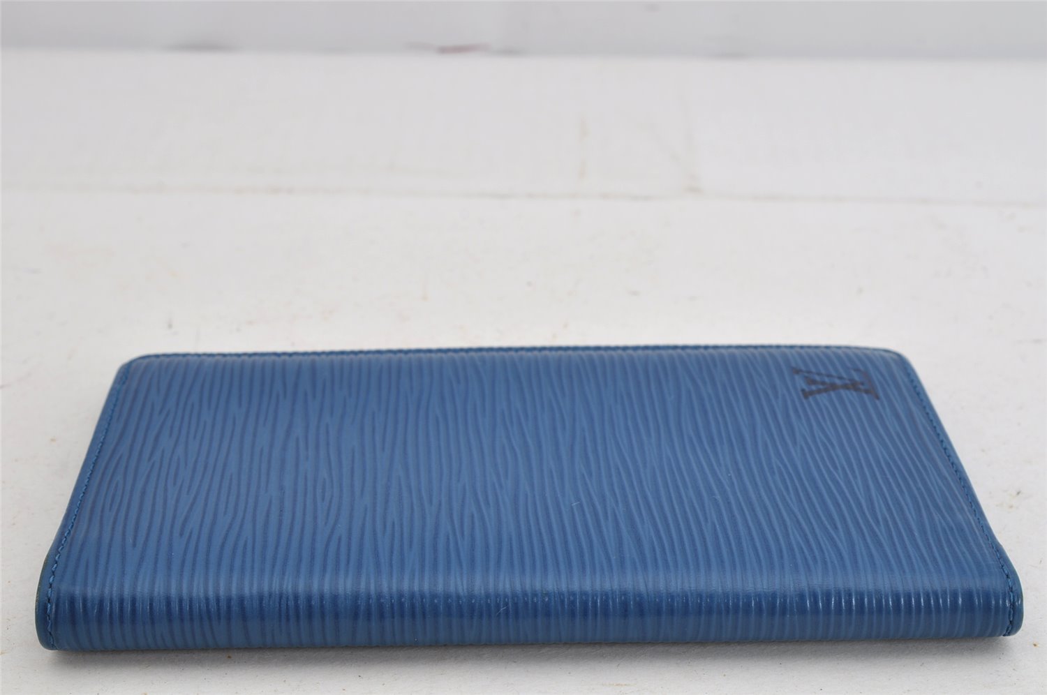 Authentic Louis Vuitton Epi Agenda Posh Notebook Cover Blue R20525 LV 7802J