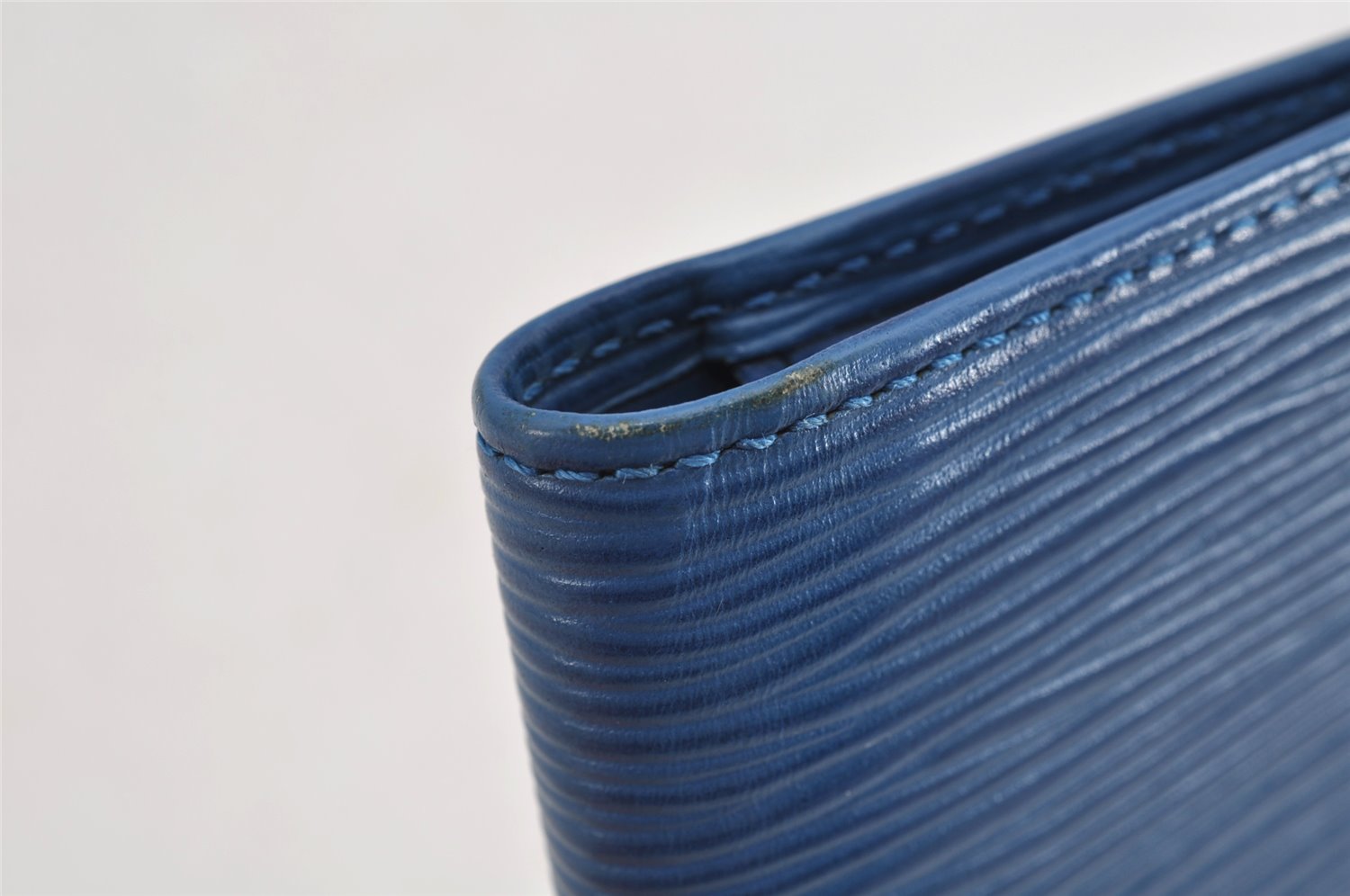 Authentic Louis Vuitton Epi Agenda Posh Notebook Cover Blue R20525 LV 7802J