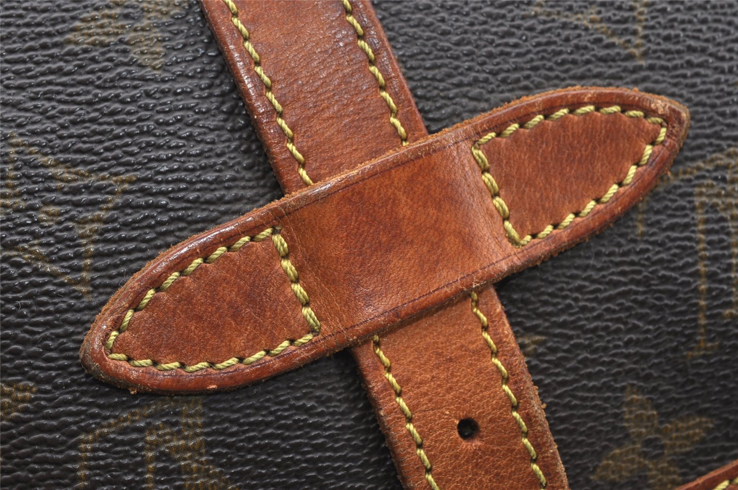 Authentic Louis Vuitton Monogram Saumur 30 Shoulder Cross Bag M42256 LV 7804I