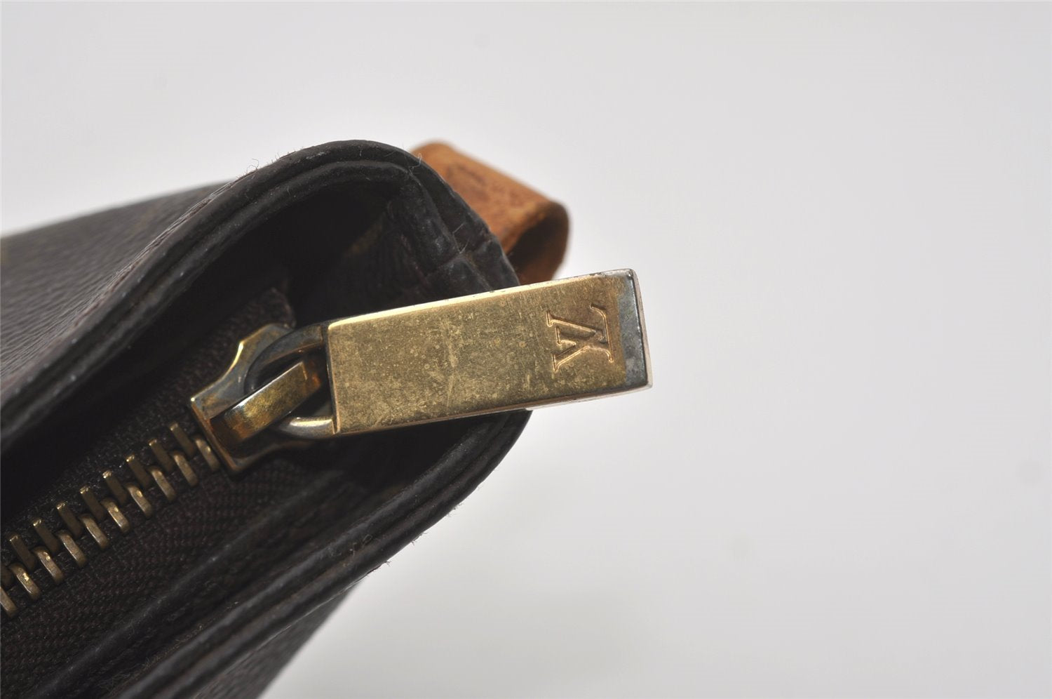 Authentic Louis Vuitton Monogram Trotteur Shoulder Cross Bag M51240 Junk 7806I