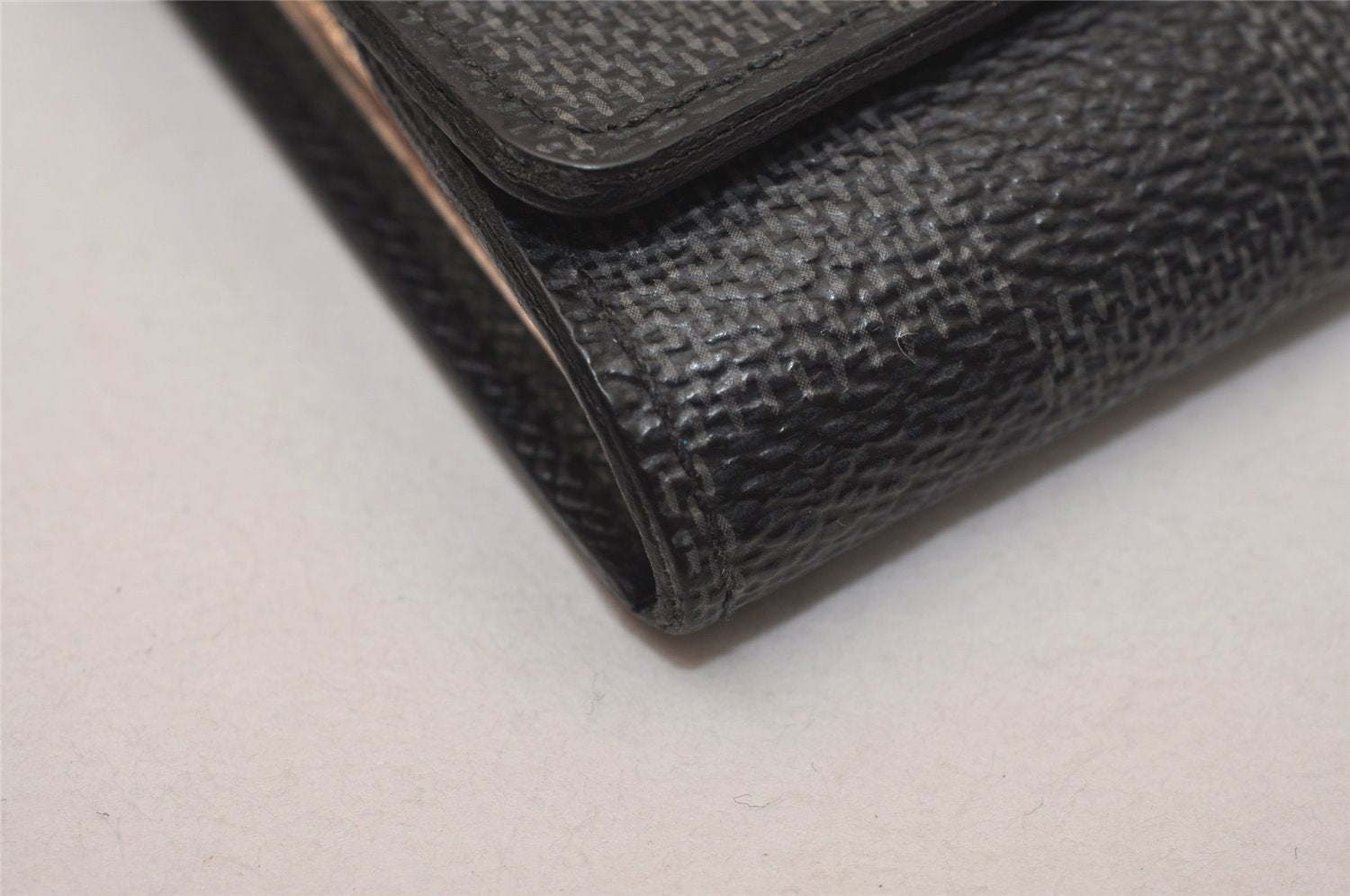 Authentic Louis Vuitton Damier Graphite Multicles 6 Key Case M62662 LV 7808J