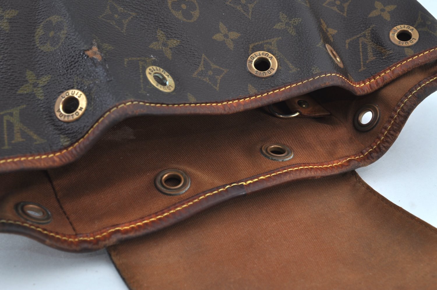 Authentic Louis Vuitton Monogram Montsouris MM Backpack M51136 LV 7810H