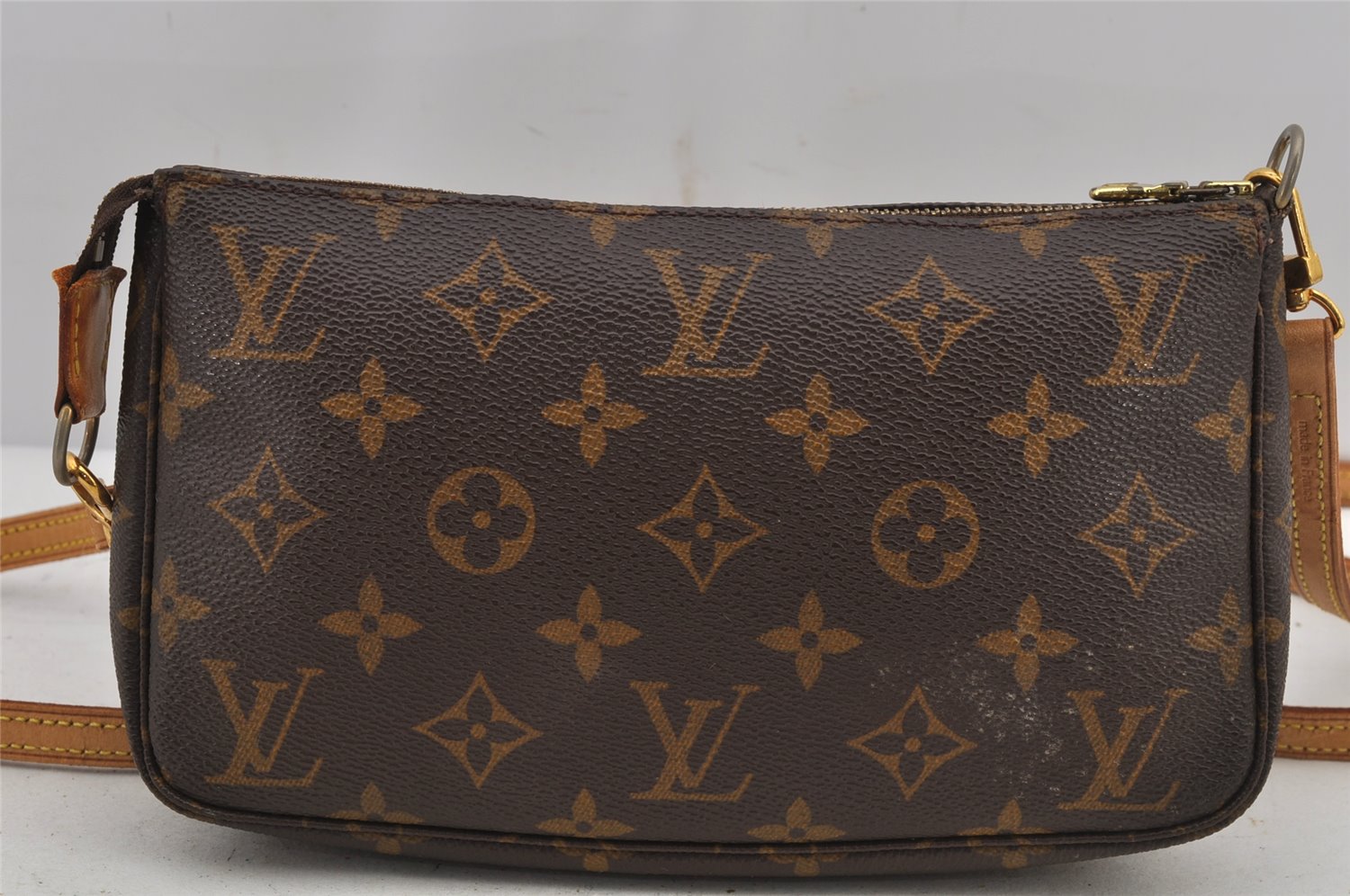 Authentic Louis Vuitton Monogram Pochette Accessoires Shoulder Cross Pouch 7810J