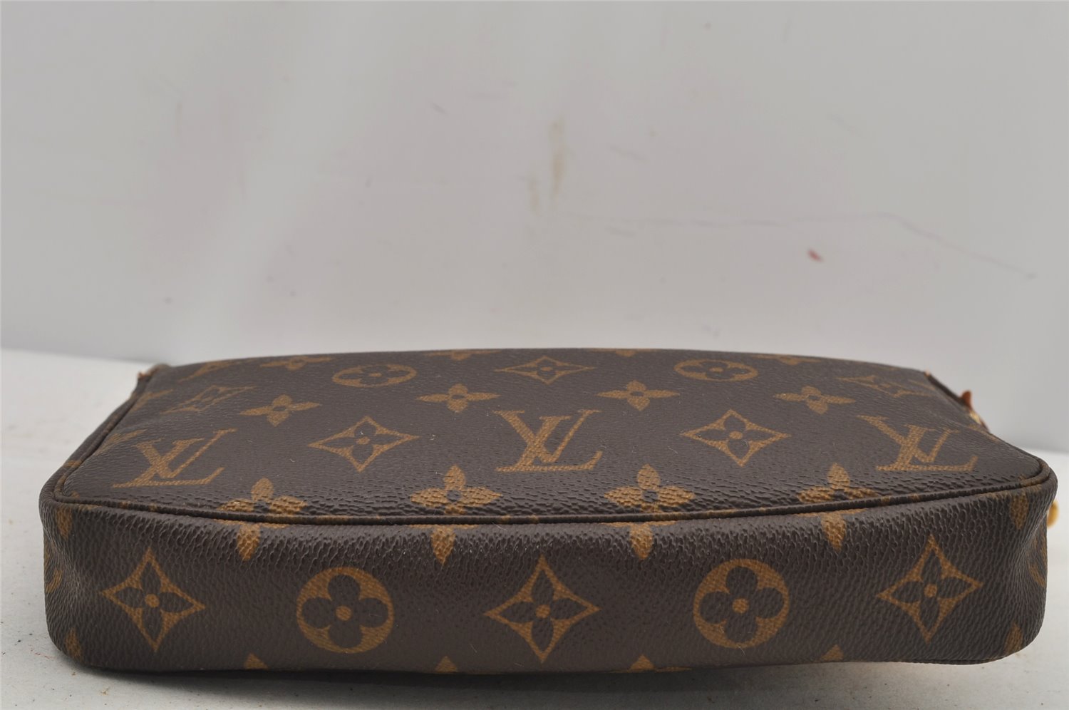 Authentic Louis Vuitton Monogram Pochette Accessoires Shoulder Cross Pouch 7810J
