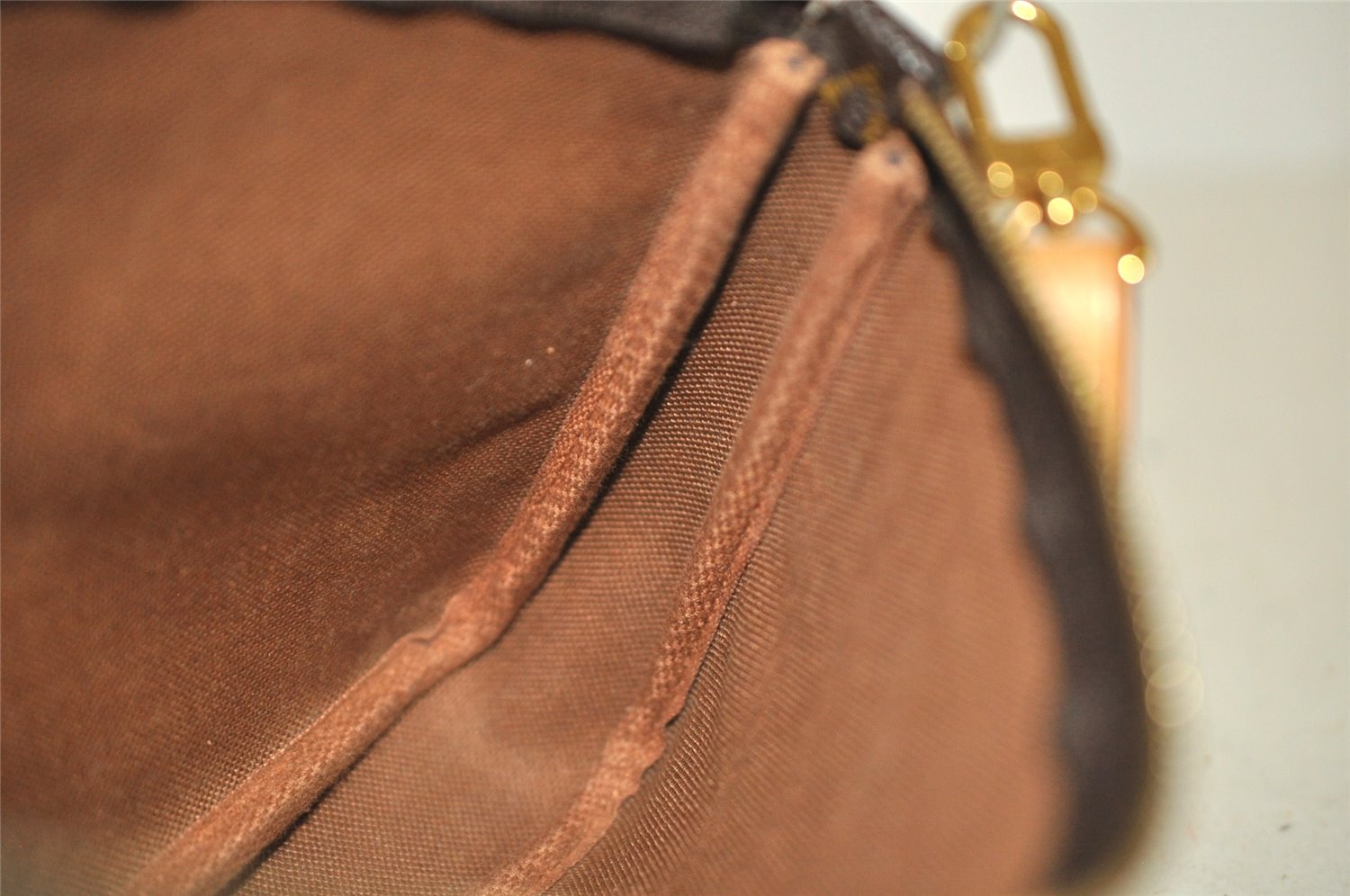 Authentic Louis Vuitton Monogram Pochette Accessoires Shoulder Cross Pouch 7810J