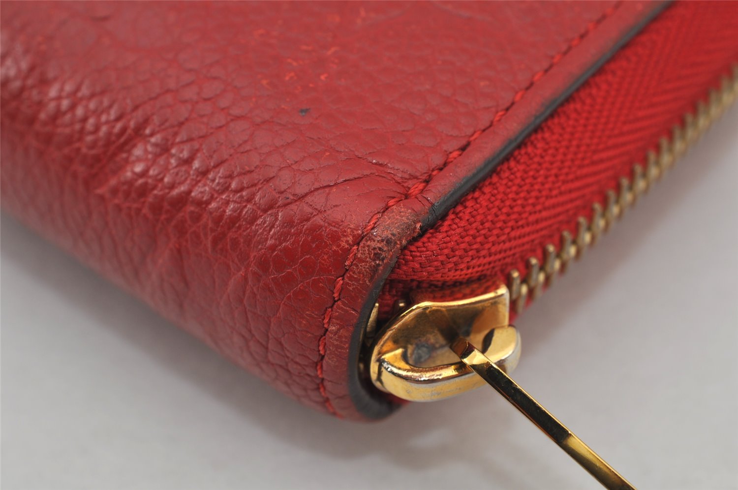 Authentic Louis Vuitton Monogram Empreinte Zippy Wallet Red M60547 LV 7812J