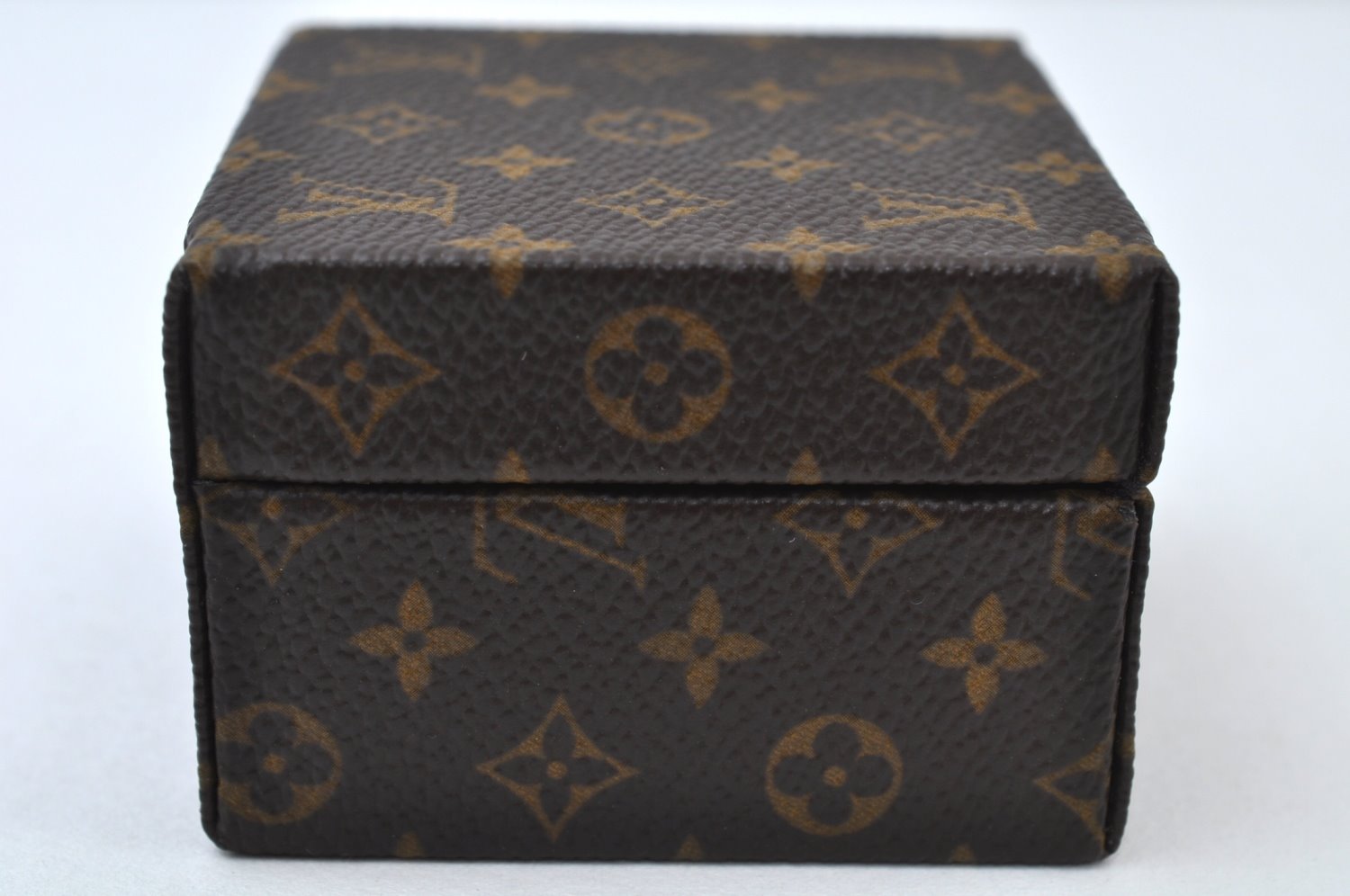 Authentic Louis Vuitton Monogram Eccrine Declaration M21010 Jewelry Case 7814I