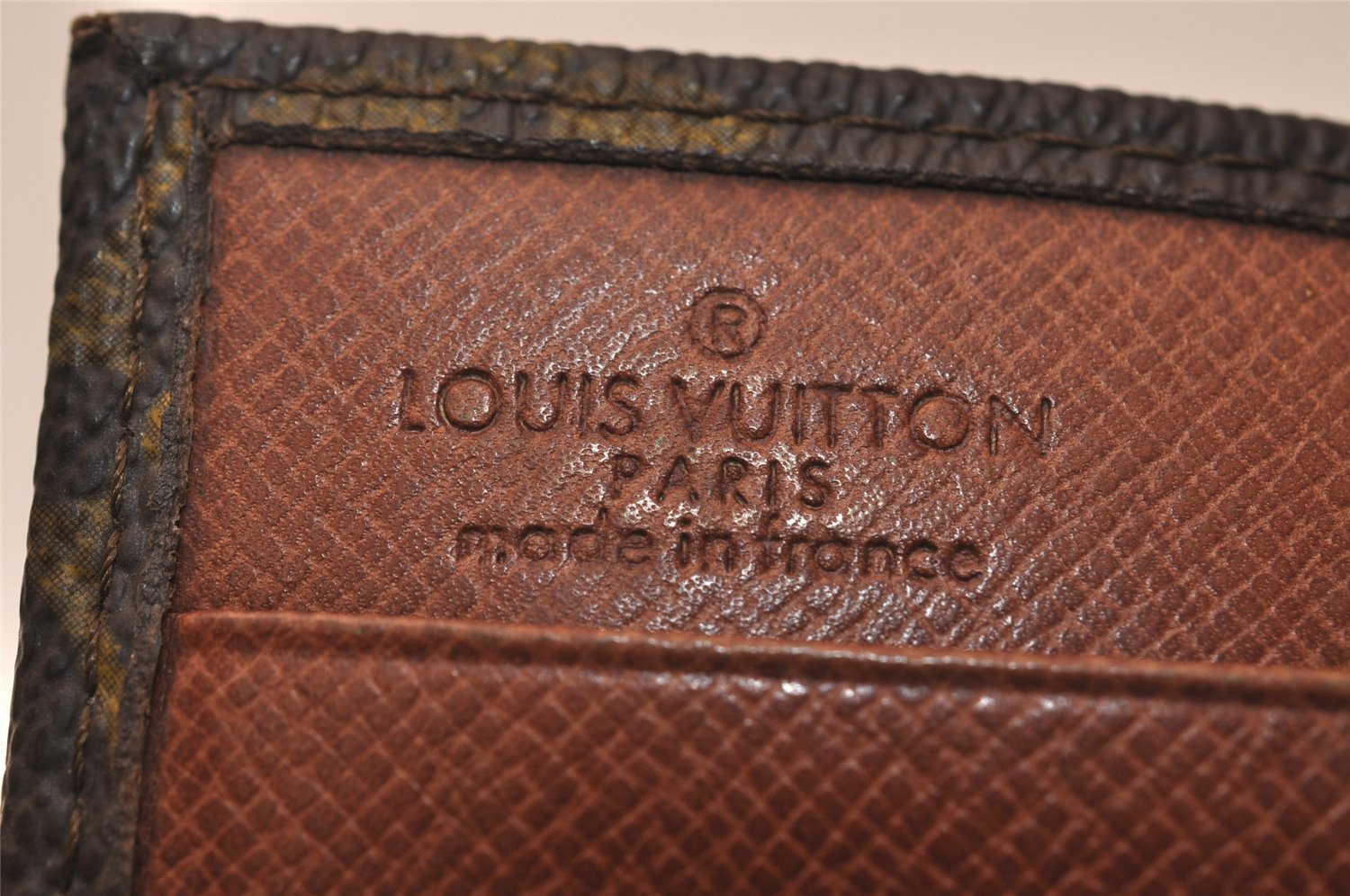 Authentic Louis Vuitton Monogram Porte Monnaie Billets Wallet M61660 LV 7815J