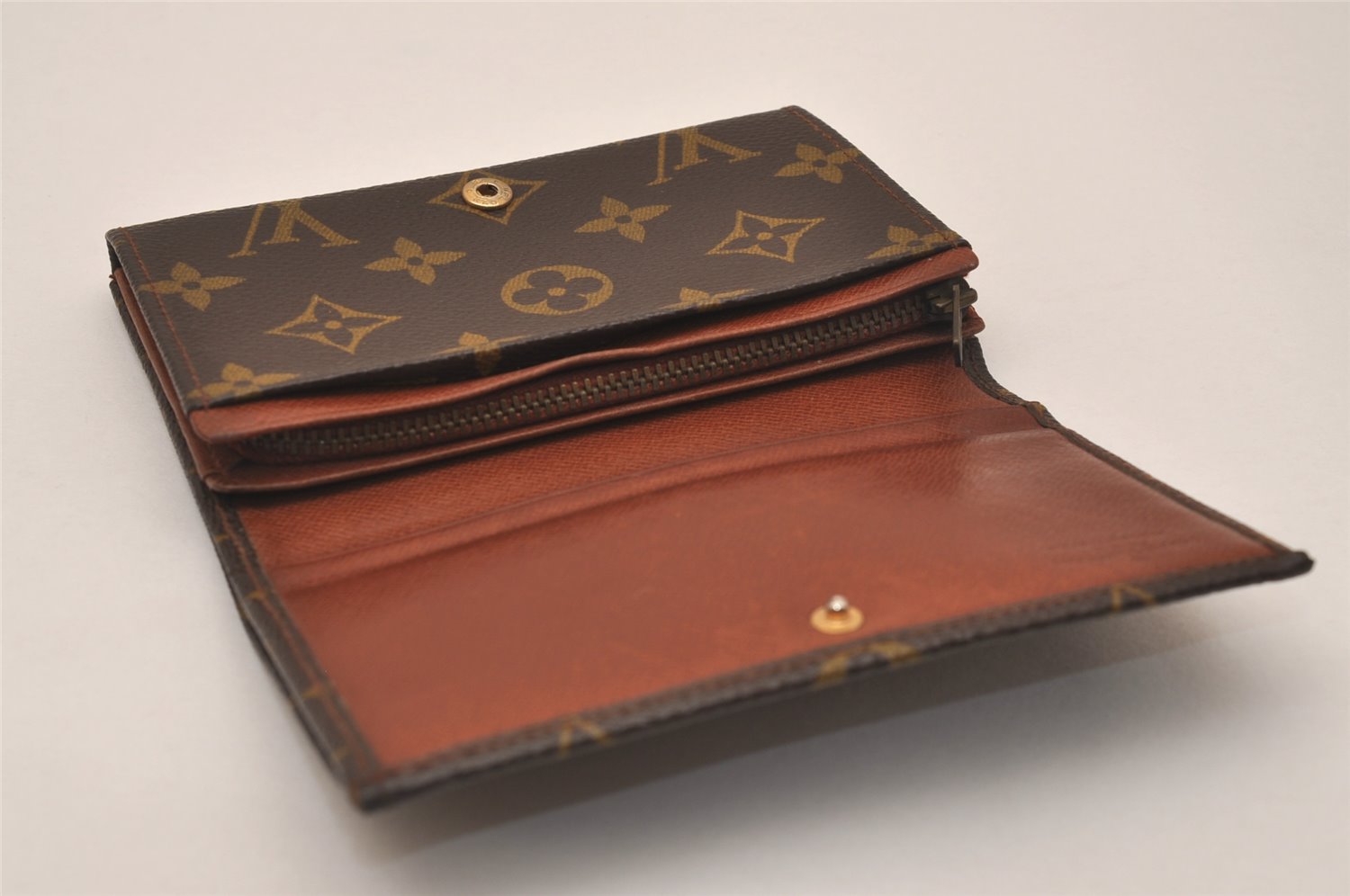 Authentic Louis Vuitton Porte Monnaie Billets Tresor Wallet Old Model Junk 7817J