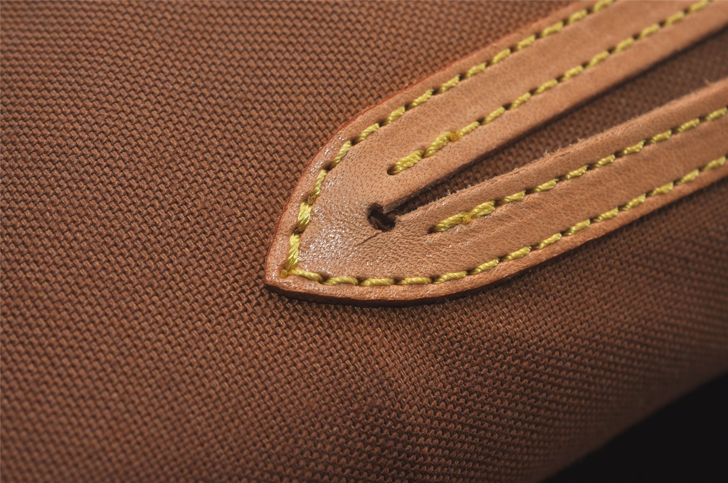 Authentic Louis Vuitton Monogram Alma Hand Bag Purse M51130 LV 7818I