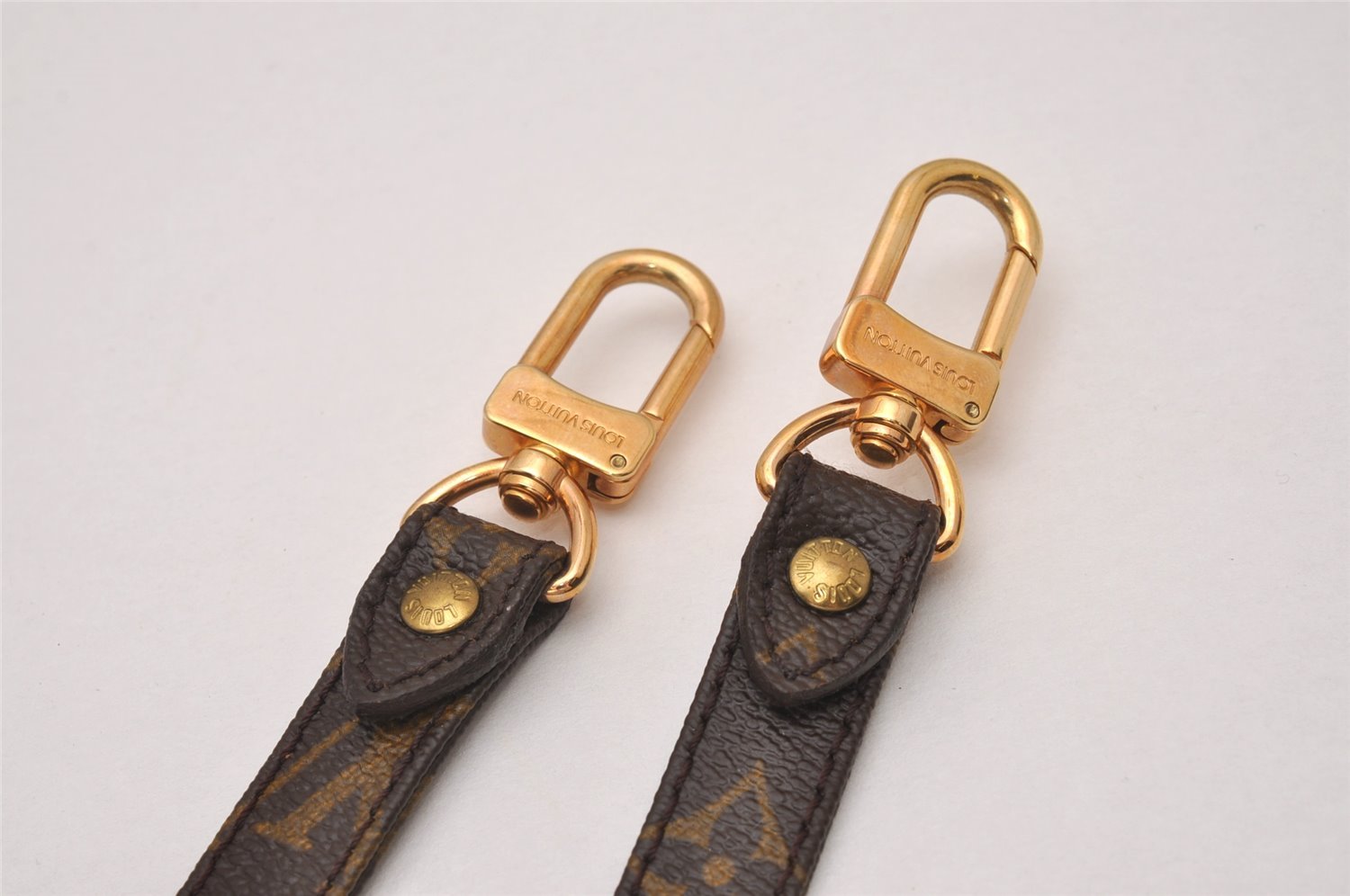 Authentic Louis Vuitton Monogram Shoulder Strap 39.4