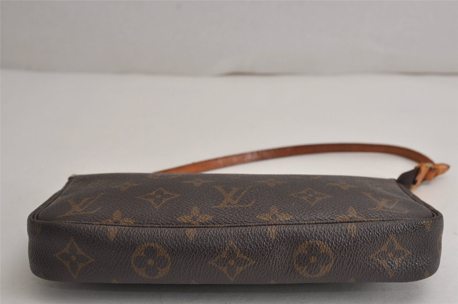 Authentic Louis Vuitton Monogram Pochette Accessoires Pouch M51980 LV 7822J