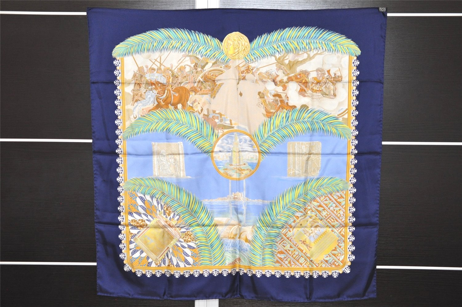 Authentic HERMES Carre 90 Scarf 