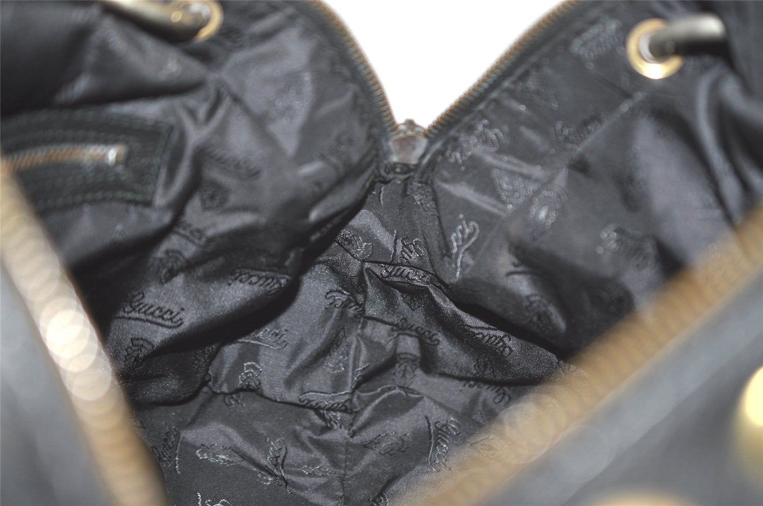 Authentic GUCCI Heart Crest Studs Shoulder Hand Bag Leather 209600 Black 7830I