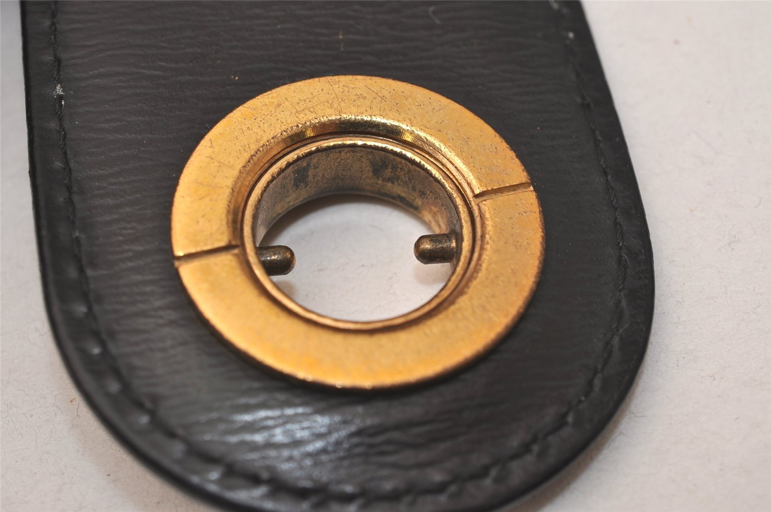 Authentic Louis Vuitton Epi Cluny Shoulder Bag Purse Black M52252 LV 7832J