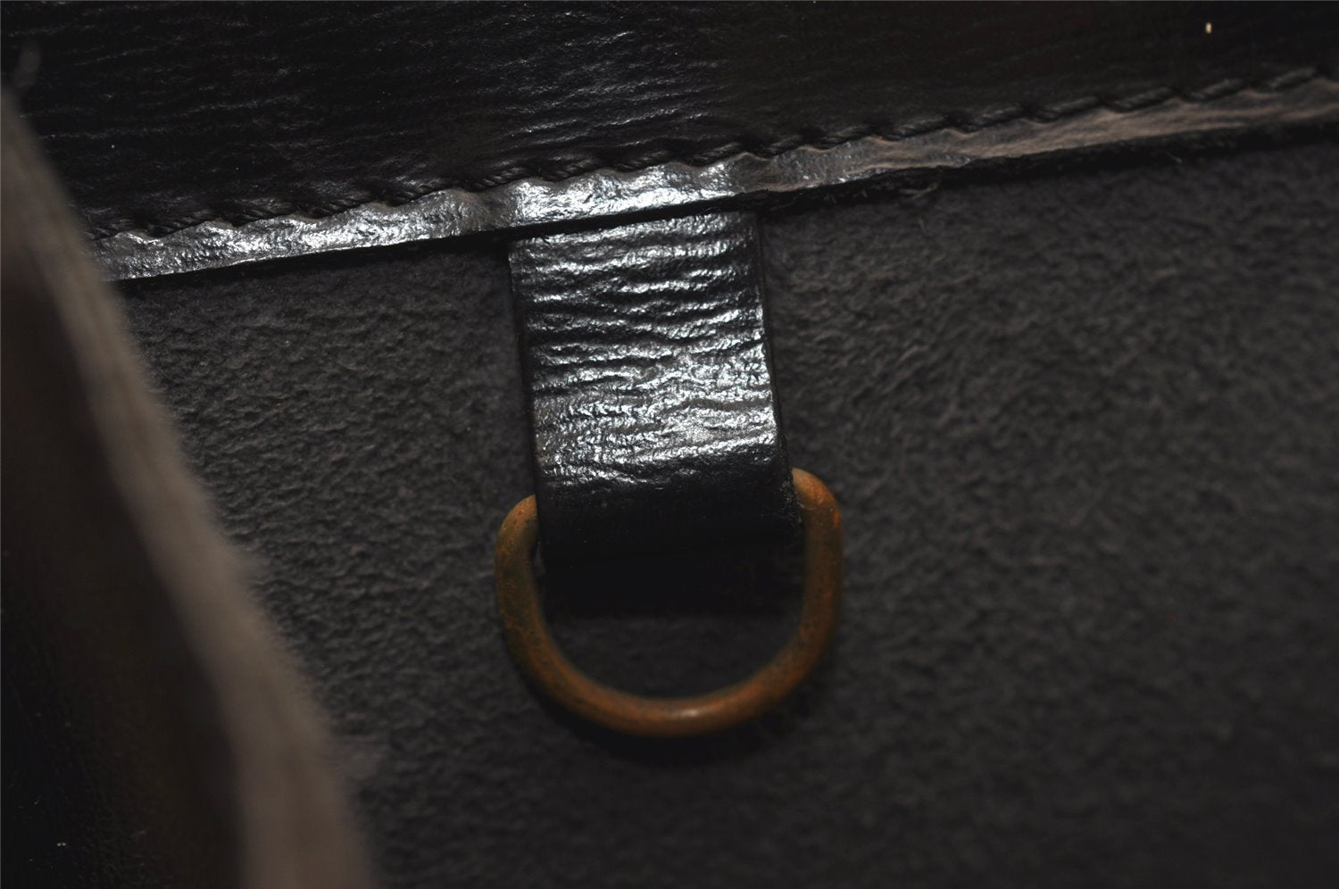 Authentic Louis Vuitton Epi Cluny Shoulder Bag Purse Black M52252 LV 7832J